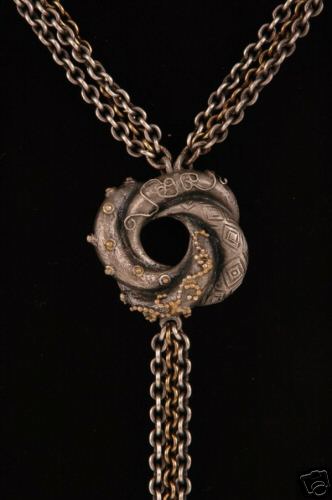 Jewellery designer Sophie Harley's Love Knot has a starring role in the New James Bond film Casino Royale.