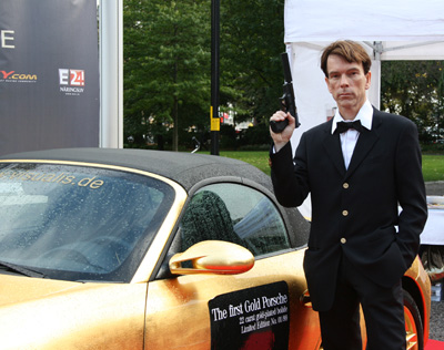  James Bond (Gunnar Schäfer) Berns goldmässa  för James Bond museet