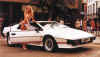 James_Bond_Lotus_Esprit_Turbo.jpg (182128 bytes)