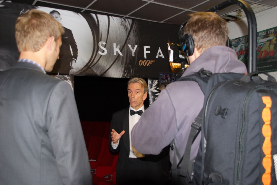 Thomas Alkrr NRK, James Bond and fotograf Brynjar Widere 