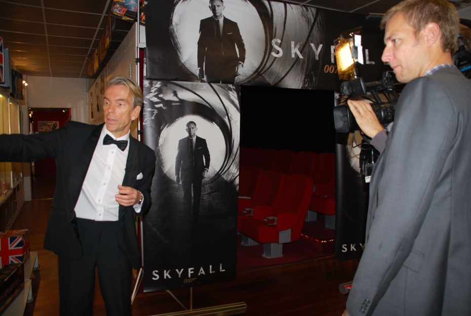 James Bond and fotograf Brynjar Widere 