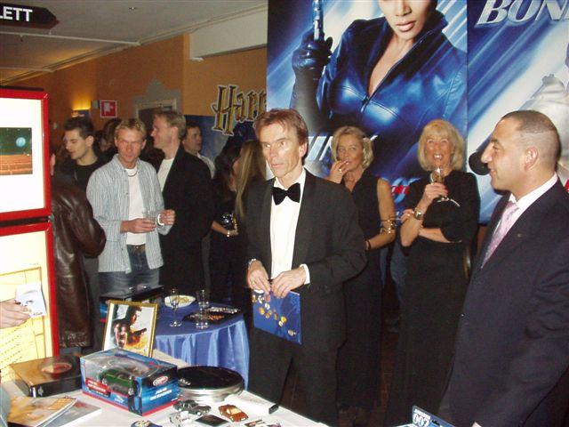 GALA PREMIR BIOSTADEN I KALMAR p den nya James Bond filmen "Die Another Day" med Gunnar Bond James Schfer